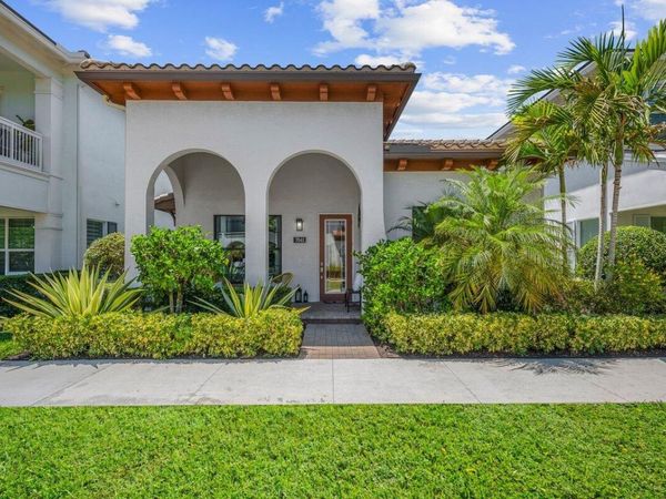7041 Edison Place, Palm Beach Gardens, FL 33418