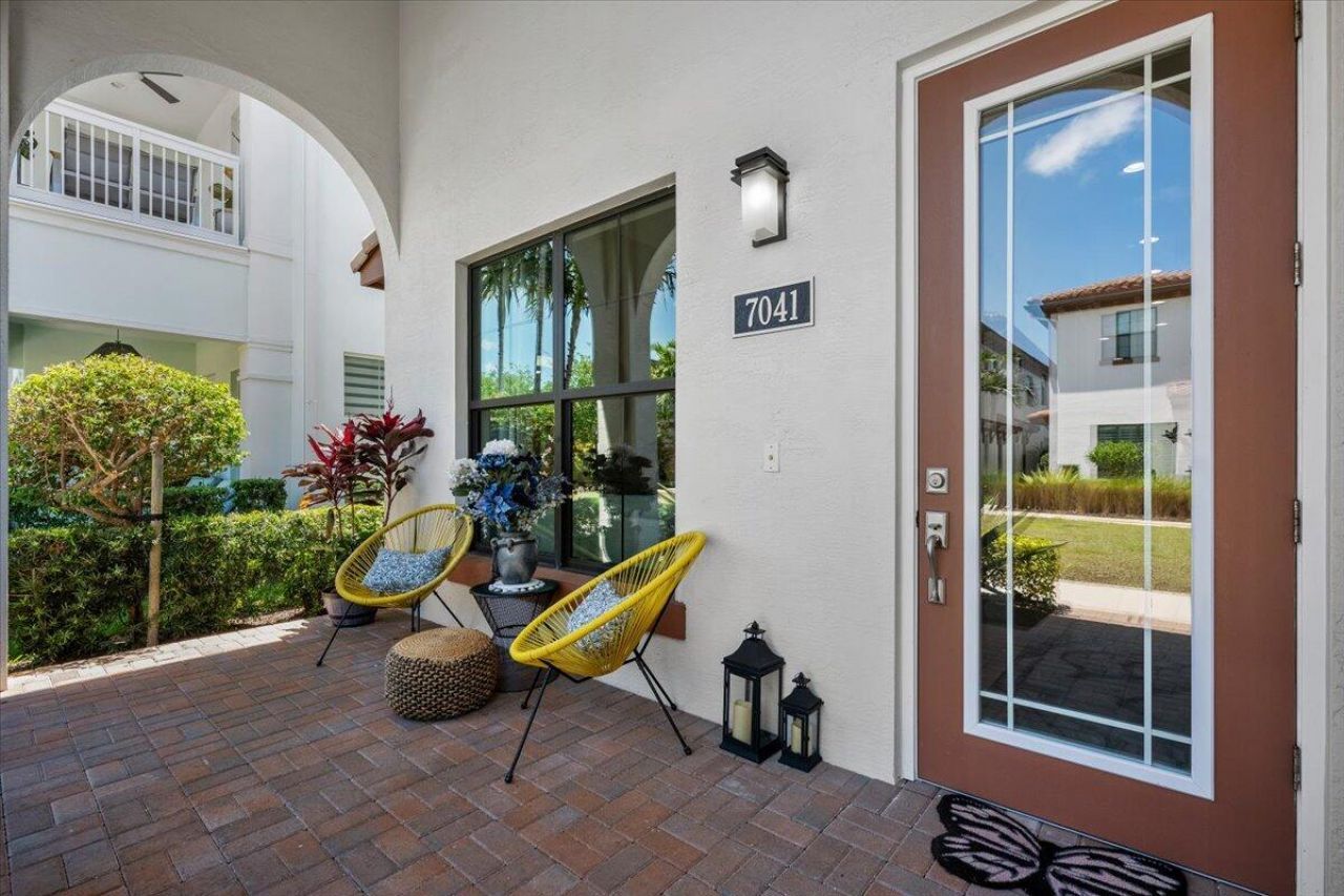 7041 Edison Place, Palm Beach Gardens, FL 33418 Photo