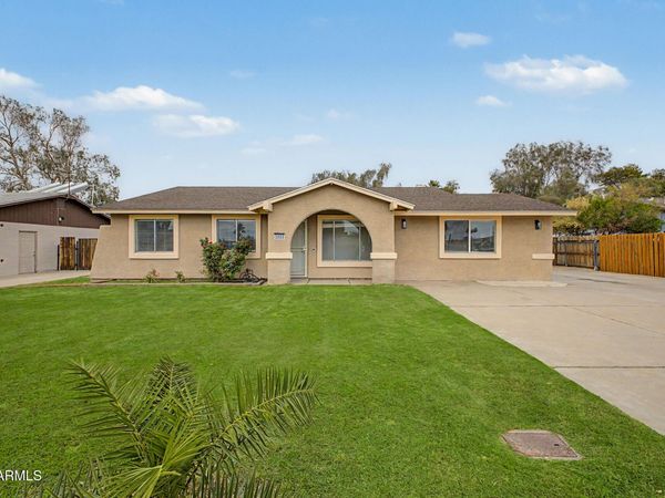 3008 W ANGELA Drive, Phoenix, AZ 85053