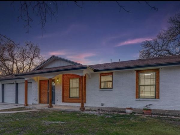 7131 Larksong St, Leon Valley, TX 78238