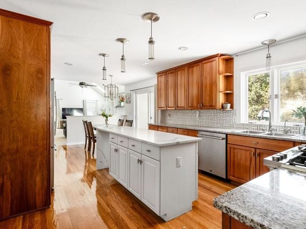 15 Ministers Way, Stow, MA 01775