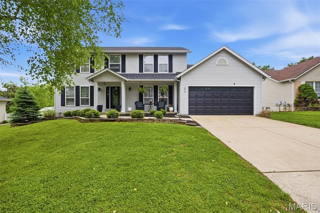 5014 Royal Burgess Drive , Saint Peters, MO 63304 Main Photo