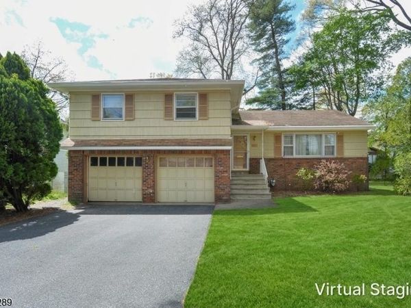 5 Dorothy St, Fair Lawn, NJ 07410