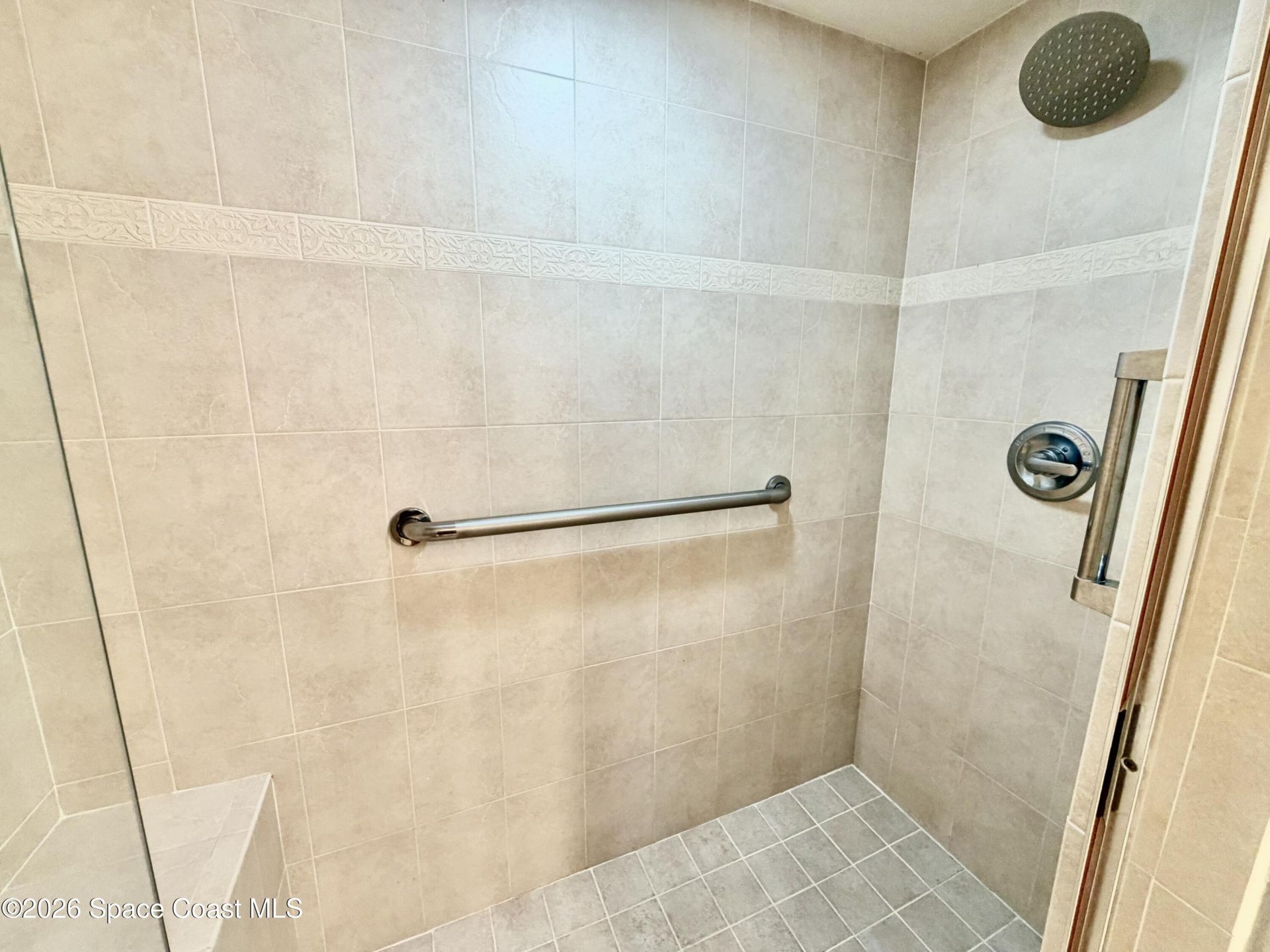551 Casa Bella Drive, Unit 204, Cape Canaveral, FL 32920 Photo