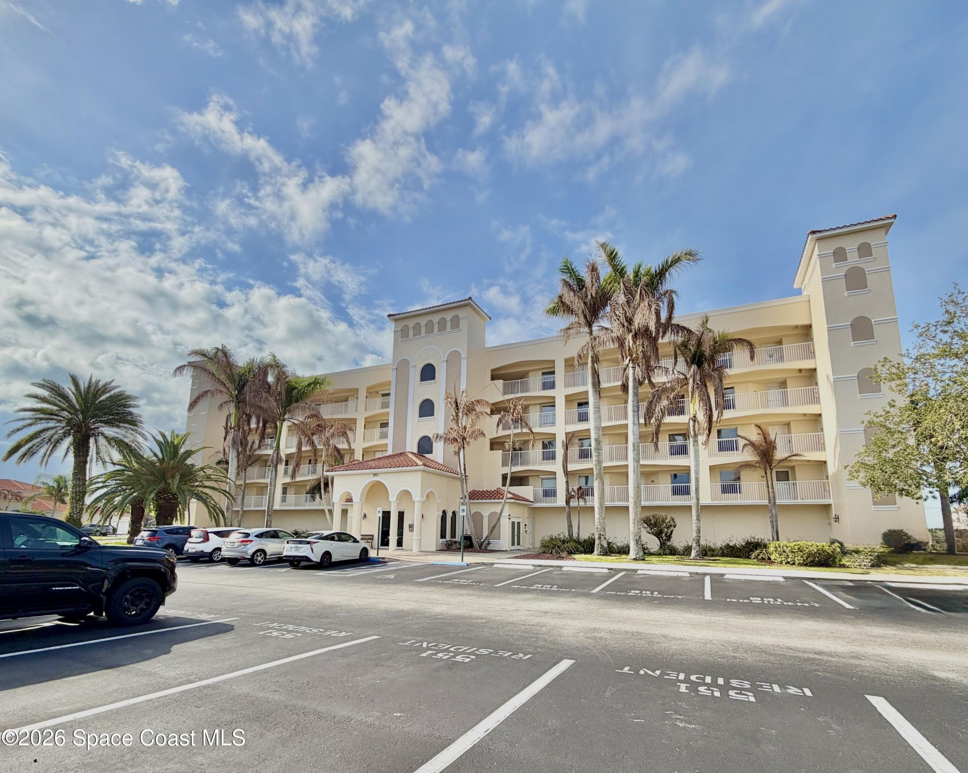 551 Casa Bella Drive, Unit 204, Cape Canaveral, FL 32920 Photo