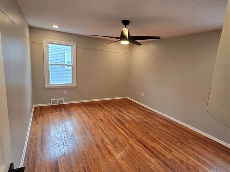 35821 Meyer Avenue, Eastlake, OH 44095 Photo 14