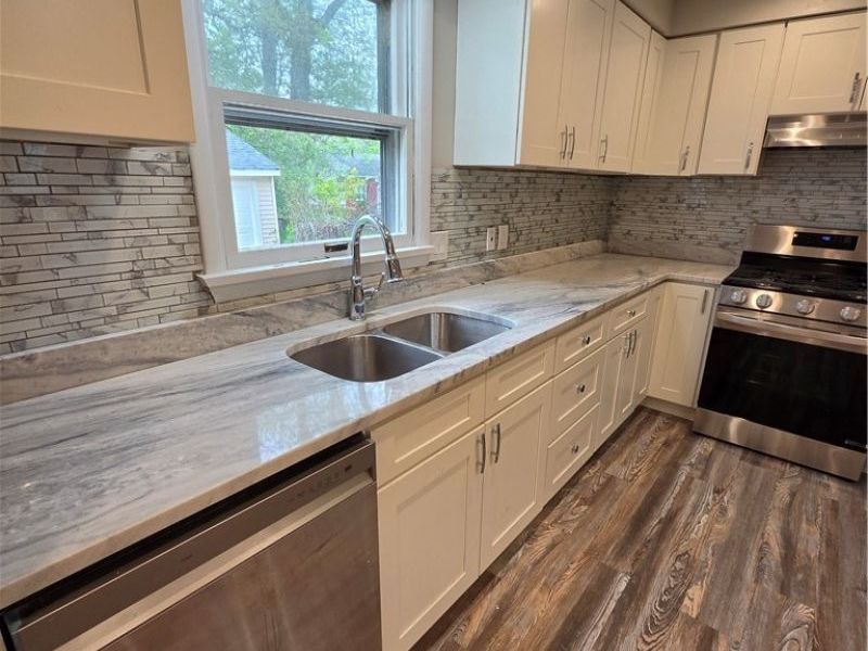 35821 Meyer Avenue, Eastlake, OH 44095 Photo 5