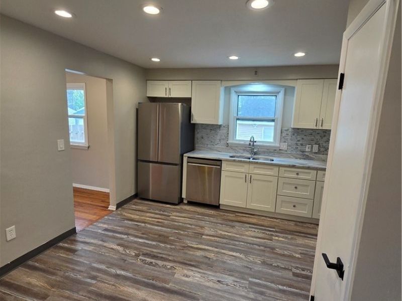 35821 Meyer Avenue, Eastlake, OH 44095 Photo 8