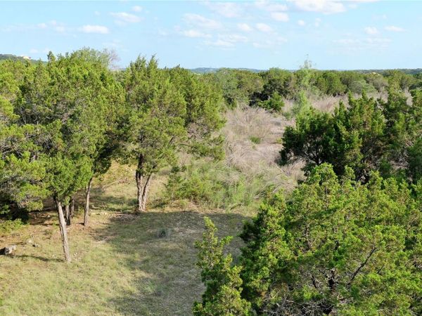 7225 Sunswept DR, Jonestown, TX 78645