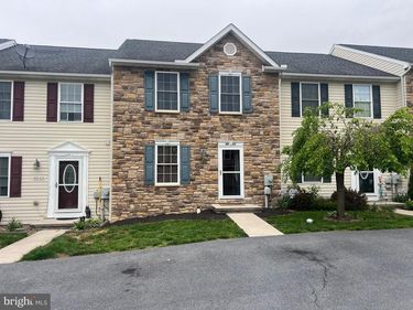 8851 HILLSIDE WAY, WAYNESBORO, PA 17268