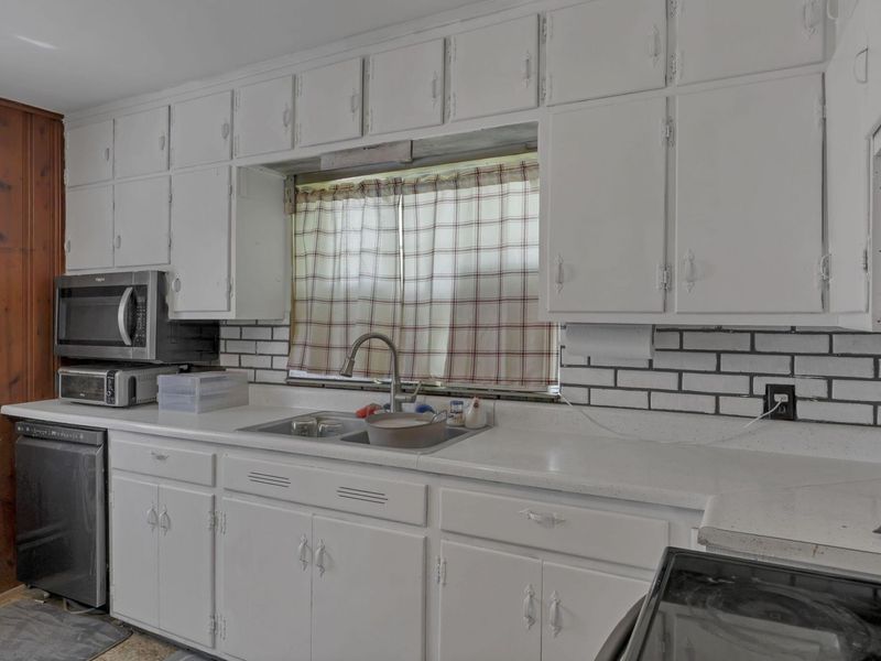 380 Gender Road, Canal Winchester, OH 43110 Photo 15