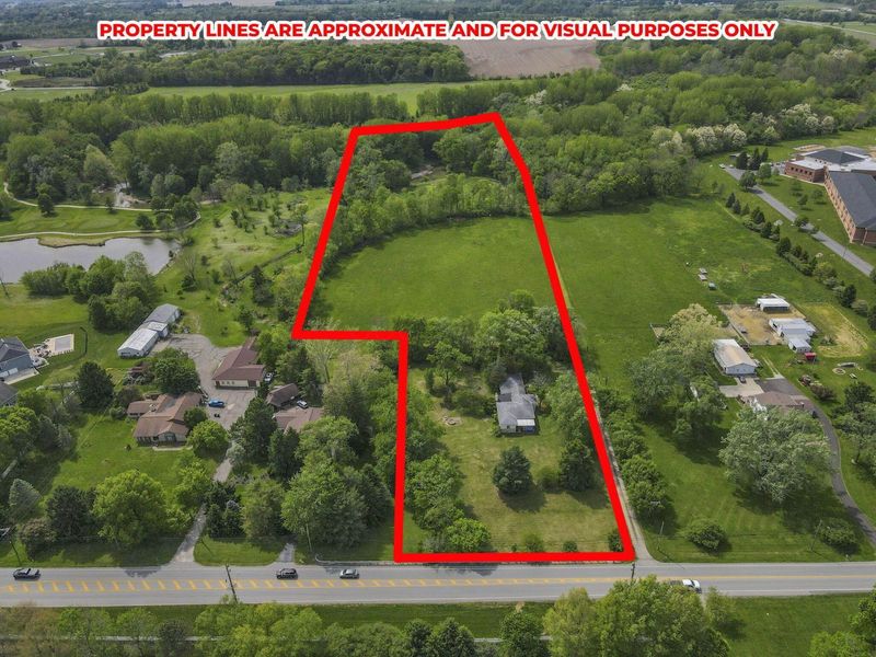 380 Gender Road, Canal Winchester, OH 43110 Photo 2