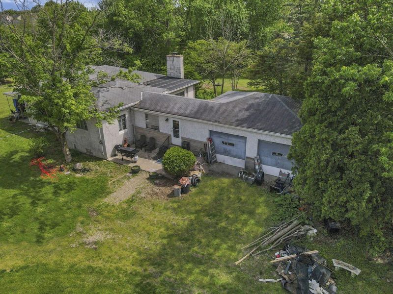 380 Gender Road, Canal Winchester, OH 43110 Photo 5