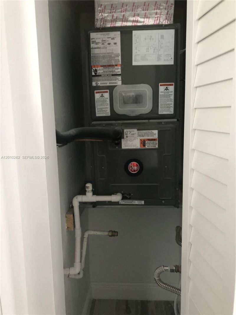 8590 SW 212th St, Unit 303, Cutler Bay, FL 33189 Photo