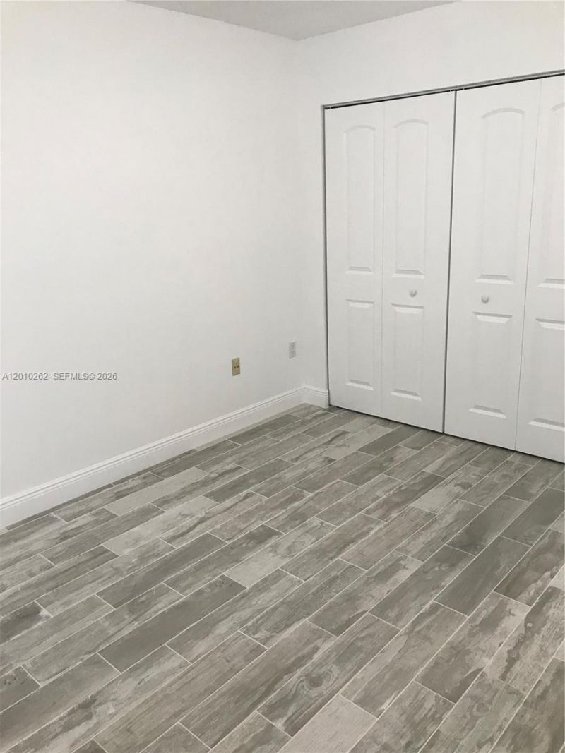 8590 SW 212th St, Unit 303, Cutler Bay, FL 33189 Photo