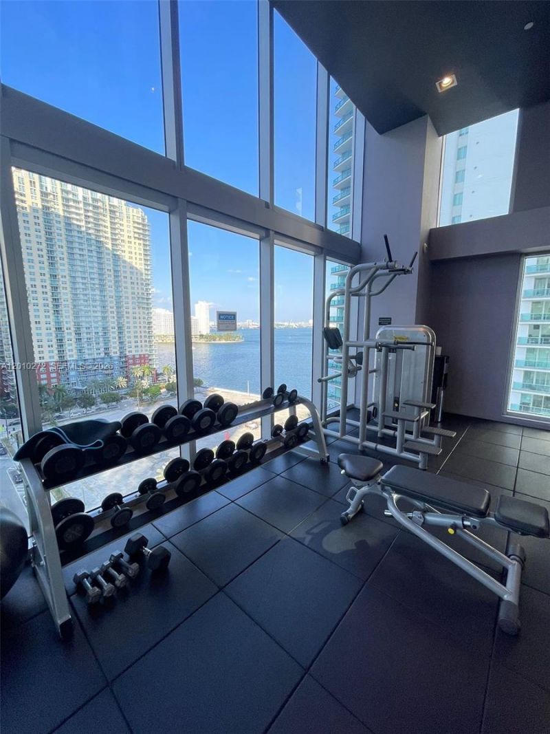 1300 Brickell Bay Dr, Unit 3400, Miami, FL 33131 Photo