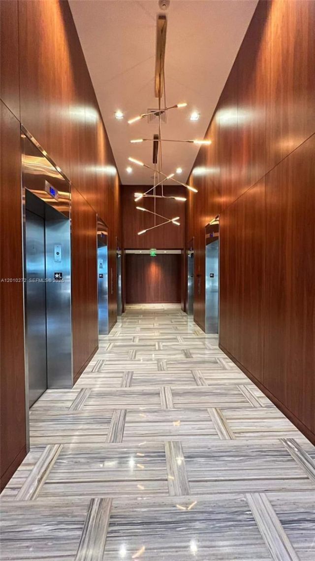 1300 Brickell Bay Dr, Unit 3400, Miami, FL 33131 Photo