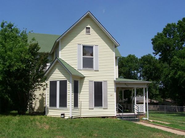 923 Nelson Street, Denison, TX 75020