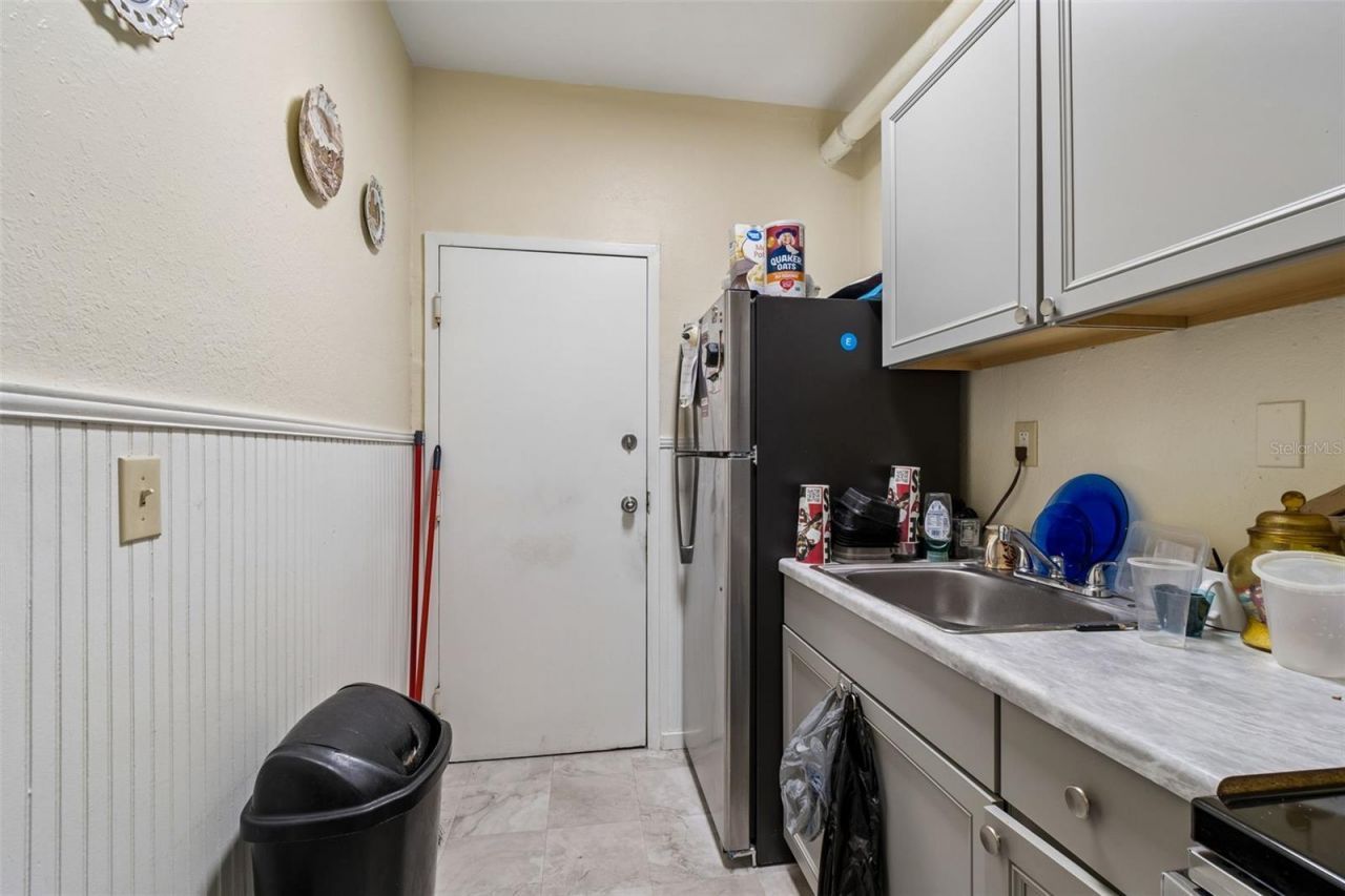 1033 19th Avenue S, Saint Petersburg, FL 33705 Photo