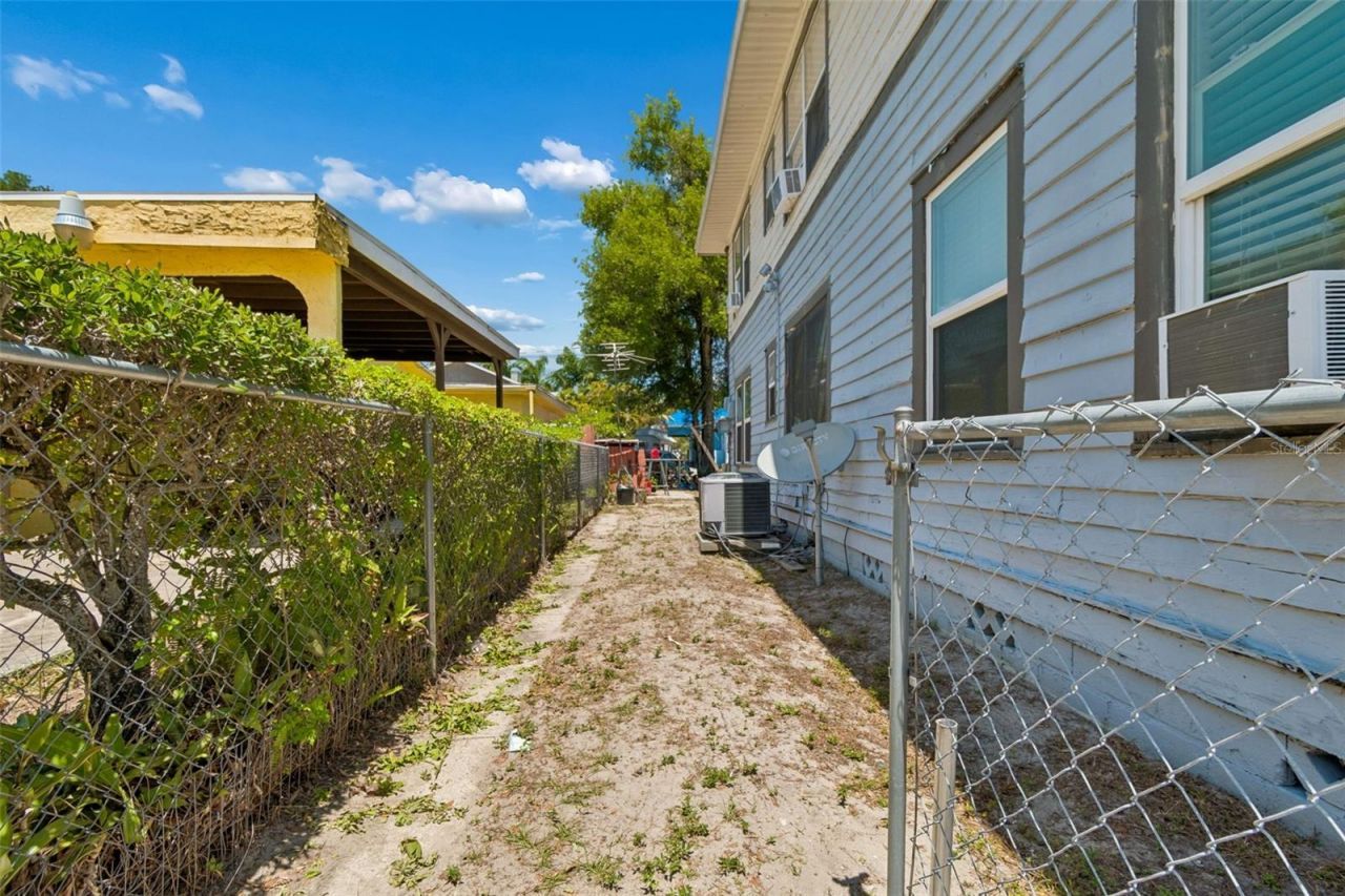 1033 19th Avenue S, Saint Petersburg, FL 33705 Photo