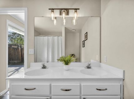 1381 Spooner Drive, Carson City, NV 89706 Photo