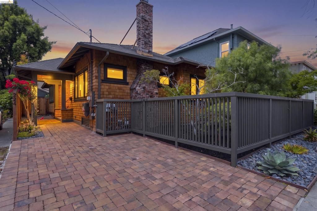 2451 Ashby Ave, Berkeley, CA 94705 Main Photo