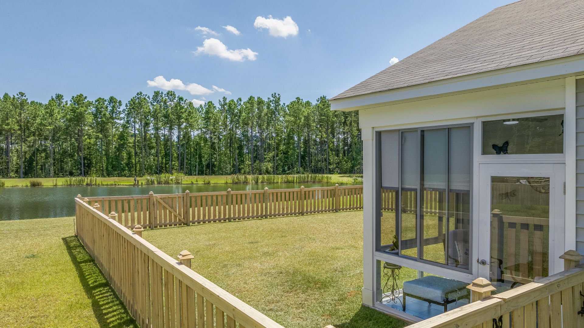 256 Phoenix Drive Photo 6