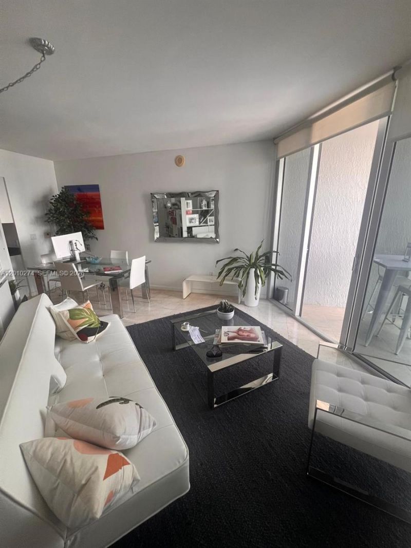 475 Brickell Ave, Unit 4508, Miami, FL 33131 Photo