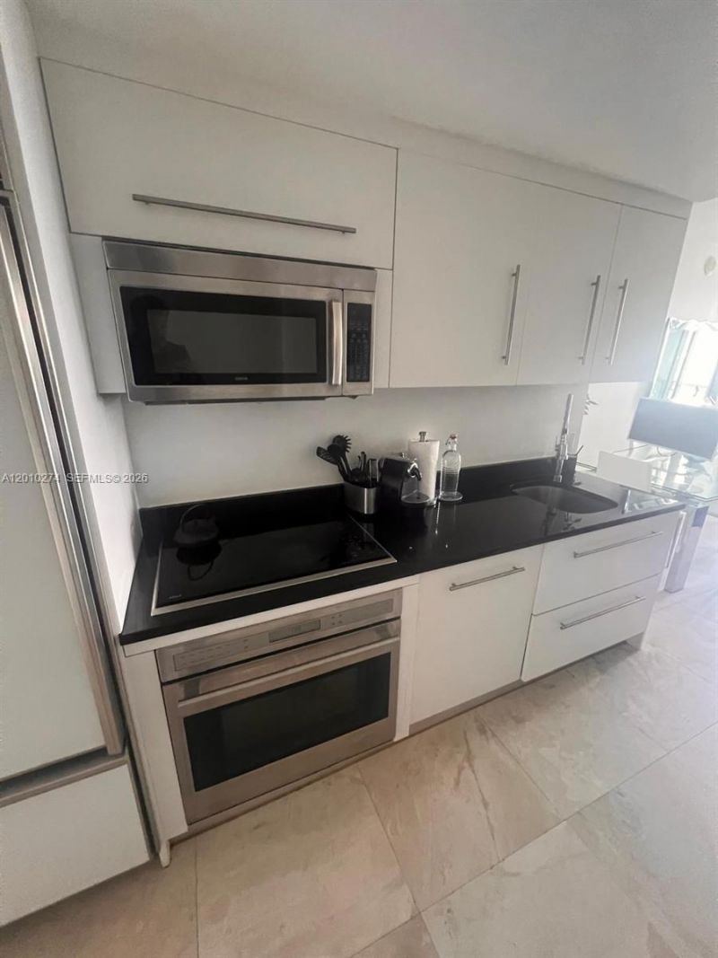 475 Brickell Ave, Unit 4508, Miami, FL 33131 Photo