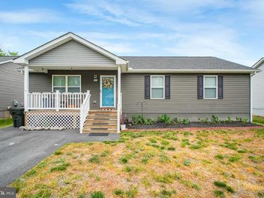 59 RUSTIC LANE, COLONIAL BEACH, VA 22443