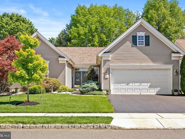 31 BARBARY LANE, COLUMBUS, NJ 08022