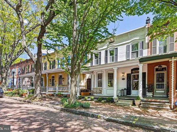 1010 TRENTON PLACE, WILMINGTON, DE 19801