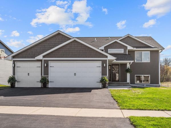 375 29th Avenue SE, Saint Cloud, MN 56304