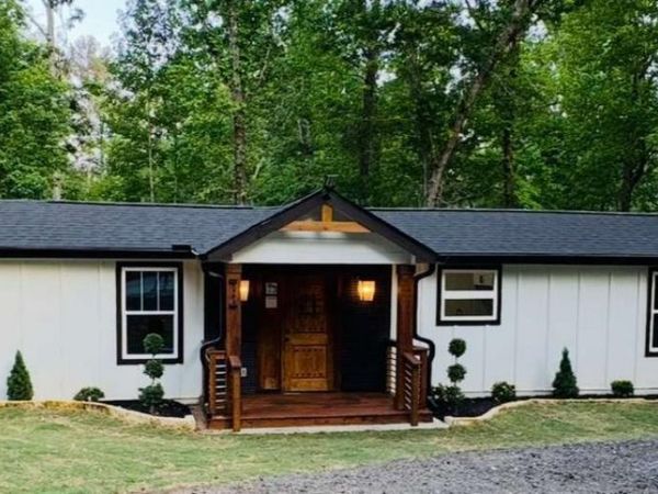 2363 Hi Roc Circle NE, Conyers, GA 30012