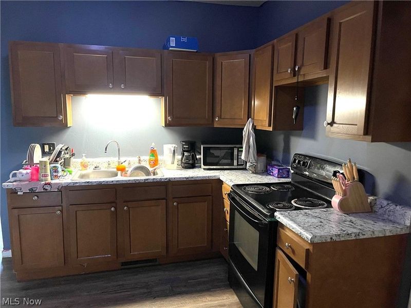 146 W 8th Street, Dover, OH 44622 Photo 12