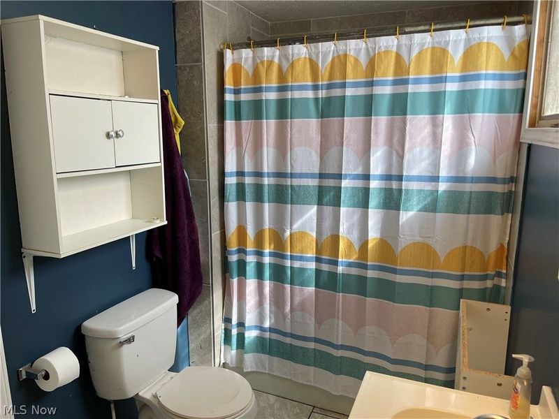 146 W 8th Street, Dover, OH 44622 Photo 17