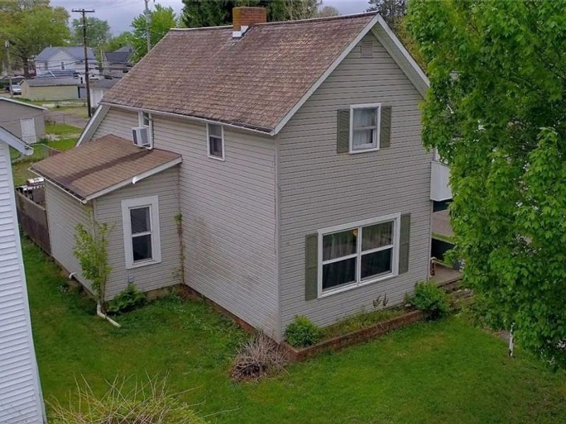 146 W 8th Street, Dover, OH 44622 Photo 2