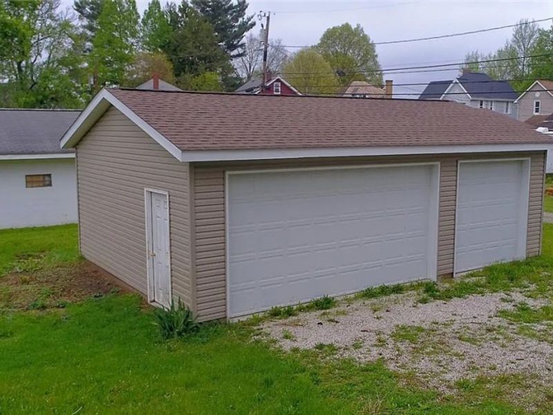 146 W 8th Street, Dover, OH 44622 Photo 5