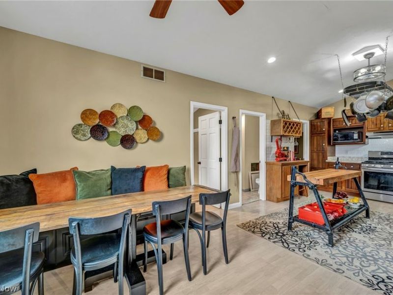 4020 Faircrest Street SW, Canton, OH 44706 Photo 11