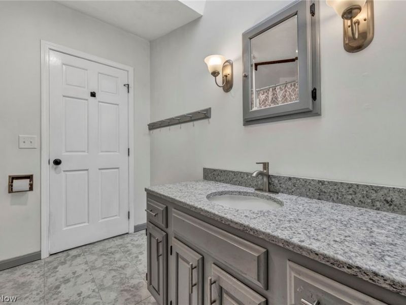 4020 Faircrest Street SW, Canton, OH 44706 Photo 27