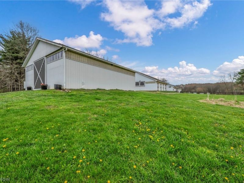 4020 Faircrest Street SW, Canton, OH 44706 Photo 3