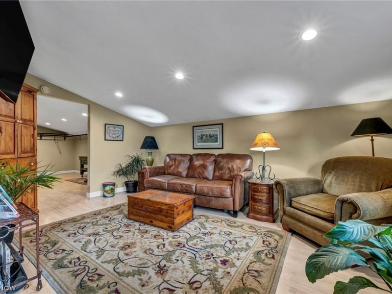 4020 Faircrest Street SW, Canton, OH 44706 Photo 7