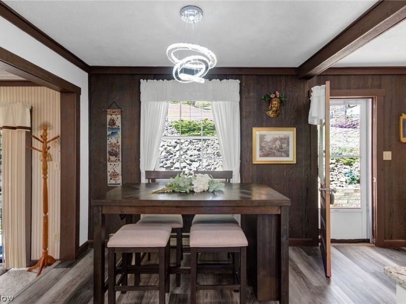 411 E Mohawk Drive , Malvern, OH 44644 Photo 11