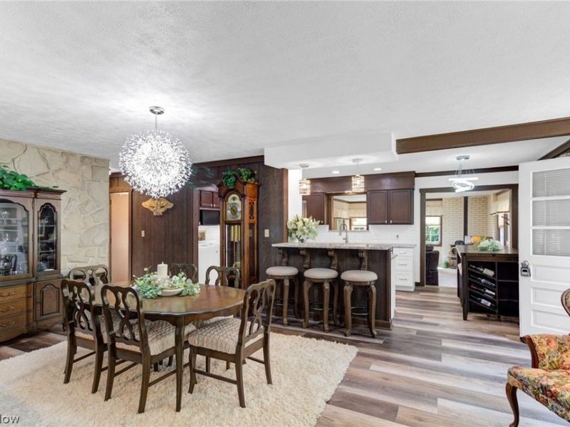 411 E Mohawk Drive , Malvern, OH 44644 Photo 13