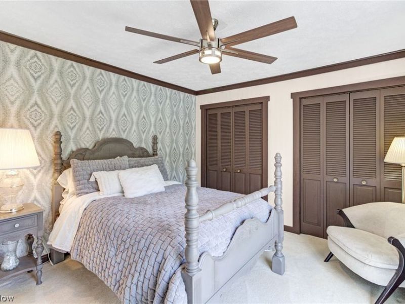 411 E Mohawk Drive , Malvern, OH 44644 Photo 24