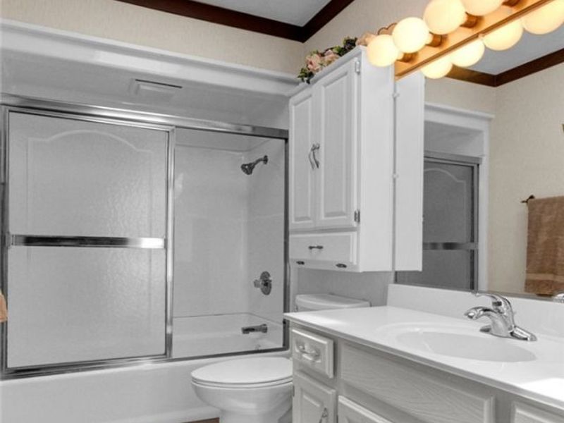 411 E Mohawk Drive , Malvern, OH 44644 Photo 35