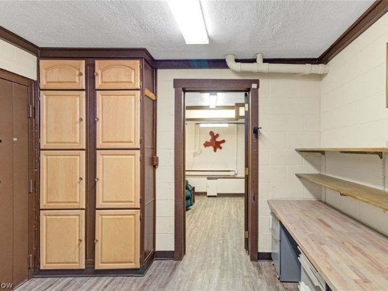 411 E Mohawk Drive , Malvern, OH 44644 Photo 37