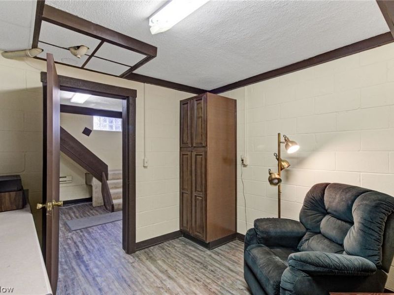 411 E Mohawk Drive , Malvern, OH 44644 Photo 38