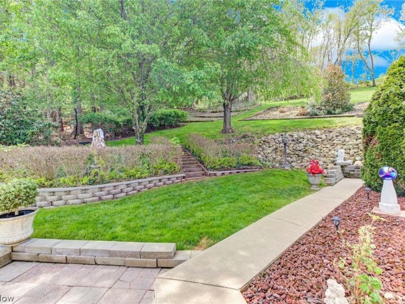 411 E Mohawk Drive , Malvern, OH 44644 Photo 41