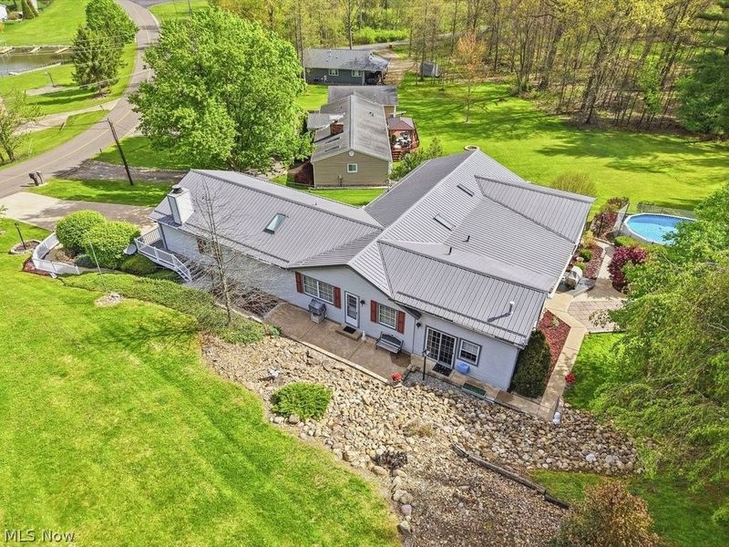 411 E Mohawk Drive , Malvern, OH 44644 Photo 48